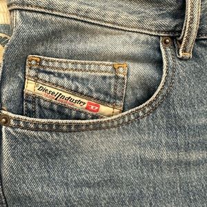 Diesel 2020 D-Viker jeans